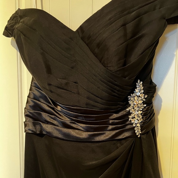 Mother of the bride dress! - Picture 3 of 7